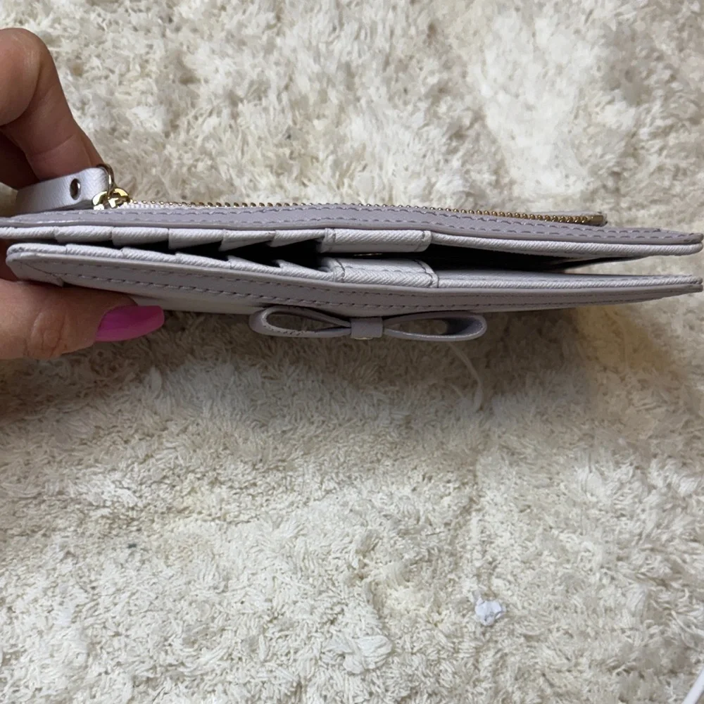 NWOT Kate Spade Light Gray Wallet with Bow Detail